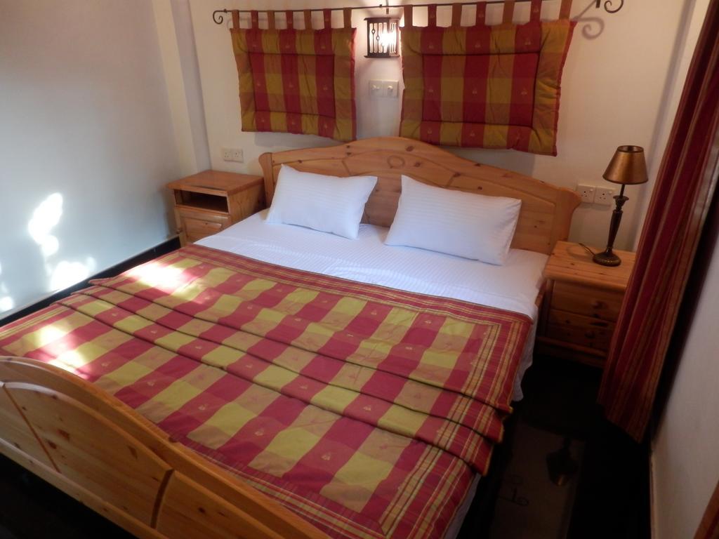 Ronny Cottage Negombo Chambre photo