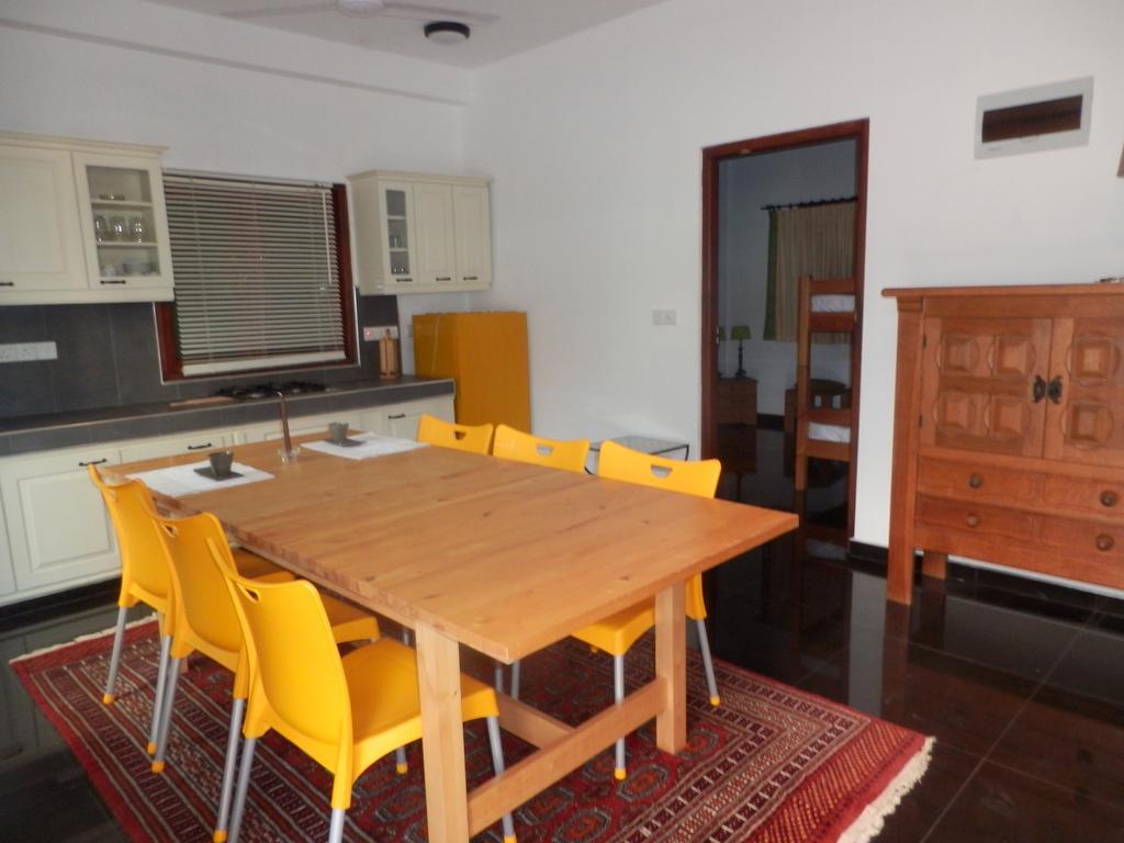Ronny Cottage Negombo Chambre photo