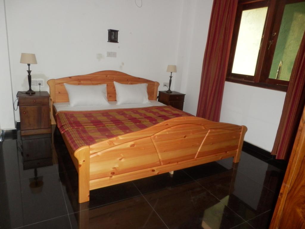 Ronny Cottage Negombo Chambre photo