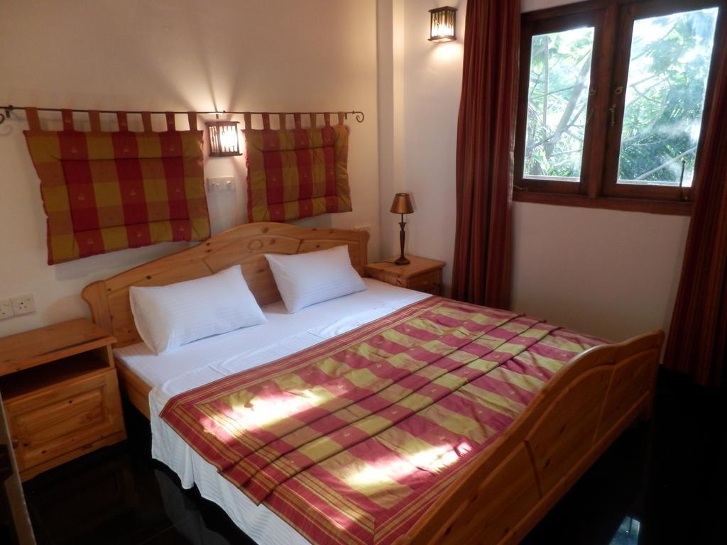 Ronny Cottage Negombo Chambre photo